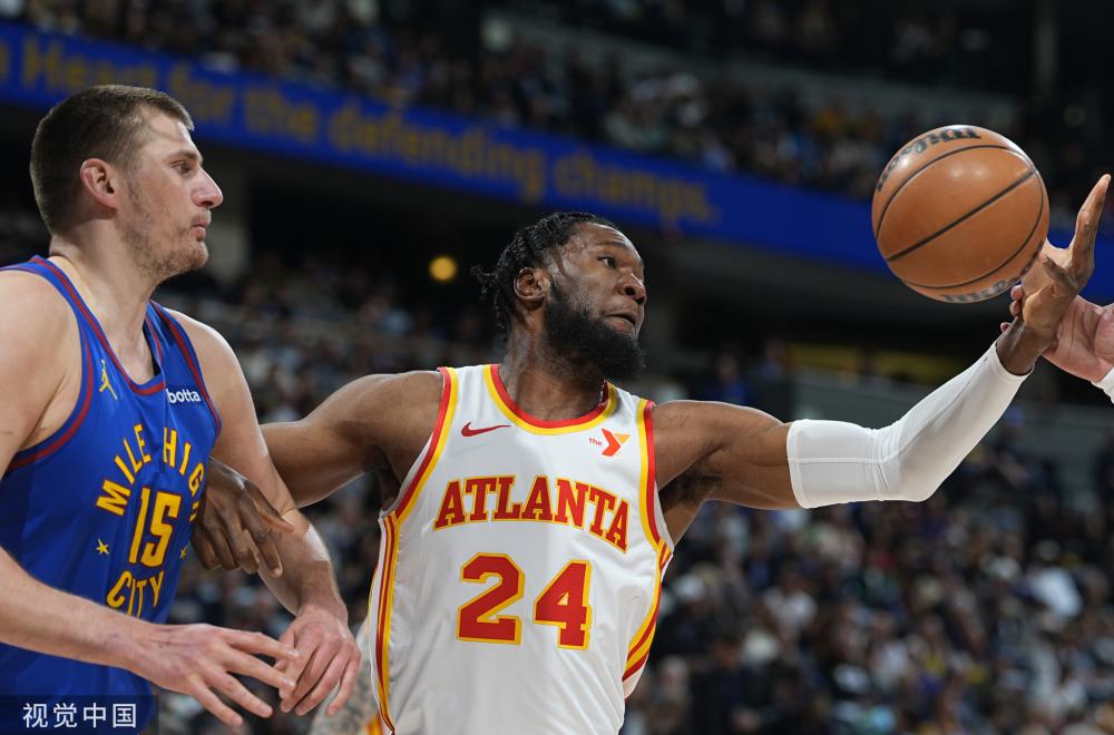 他在更高舞 他在更高舞