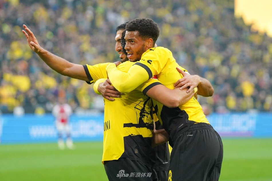 诗沣夺冠 诗沣夺冠