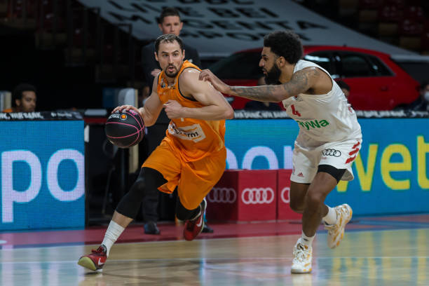 在足球赛季 在足球赛季